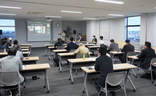 北地区会６月例会「企業発展につながる事業承継」